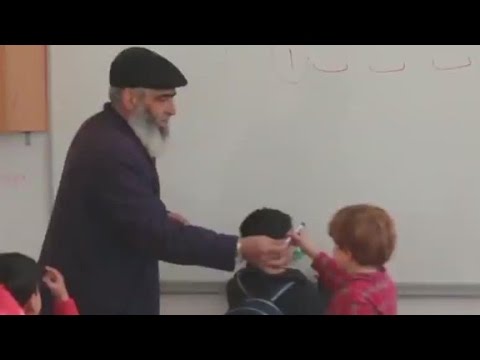 download lagu mp3 mp4 Meme Isis, download lagu Meme Isis gratis, unduh video klip Meme Isis