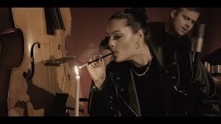 Download lagu Trombone (UNPLUGGED) - AronChupa & Little Sis Nora mp3 Download lagu Trombone (UNPLUGGED) - AronChupa & Little Sis Nora mp3