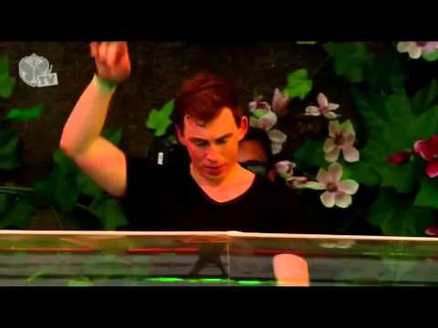 Avicii   Wake Me Up HARDWELL REMIX @ TOMORROWLAND 2013 HARDWELL LIVE SET RIP