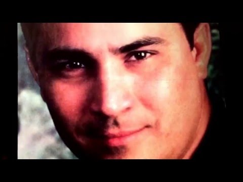 Ricardo Miguel "El artista" EN LA DISTANCIA