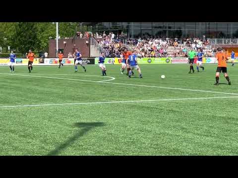 V.V. De Meern 1 tegen Argon 1 van 27 mei 2023. Schot Bob Prins naast