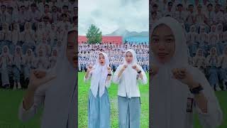 Download lagu Aku ngerti kamu, kamu ngerti aku, aku sayang kamu selamanya trend video angkatan #videoangkatan mp3