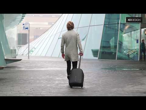 Kuprinė/rankinė su ratukais XD Design Bobby Trolley juodas P705.771 video