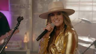 Lainey Wilson - Straight Up Sideways