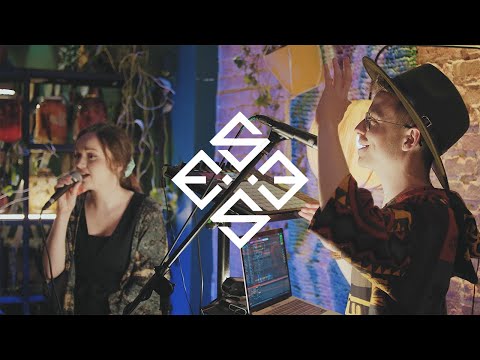 Live Looping Session by ESSEX MOSQ