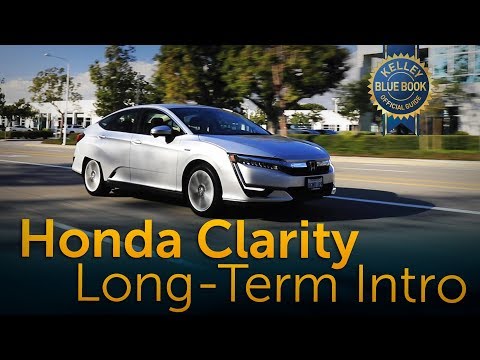 External Review Video 3YUBrrTrvO4 for Honda Clarity Sedan (2016-2021)
