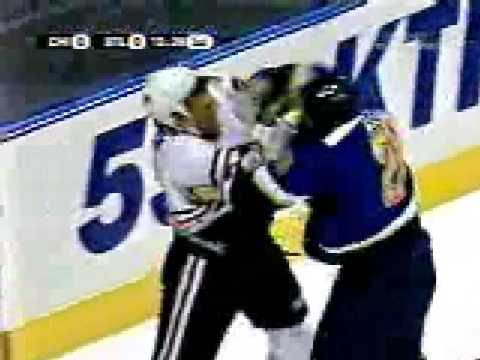 Matt Walker (St. Louis) vs Shawn Thornton (chicago)