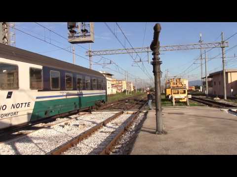 IC 799 FERMATA AD AVERSA!