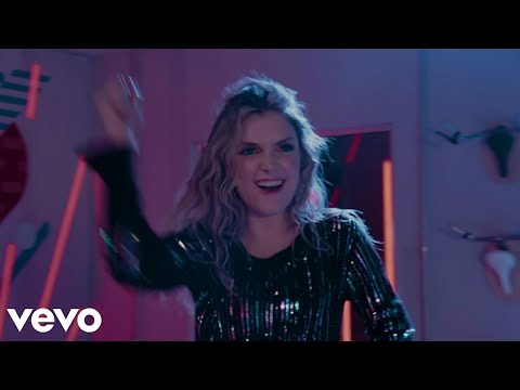 Isabela Souza, Agustina Palma, Giulia Guerrini - Voy (From "BIA/Momento Musical")