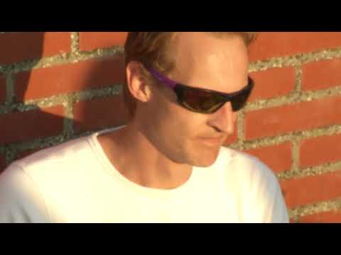 Squeeze-it - dance the night away (clip)