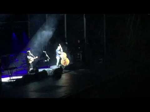 Mumford & Sons - Ghosts That We Knew (live Arena di Verona) HD