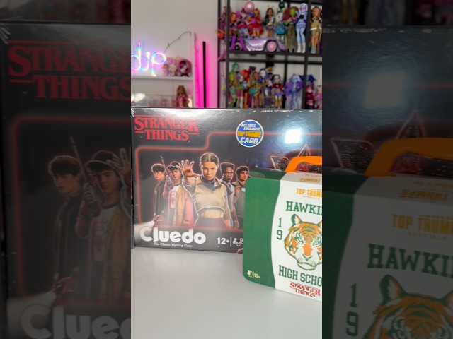 Vídeo relacionado con Winning Moves Risiko Stranger Things Edición - Juegos de Mesa de Estrategia Stranger Things para Fans - Juegos de Mesa de Estrategia - 2+ Jugadores a Partir de 15+ años - Aleman
