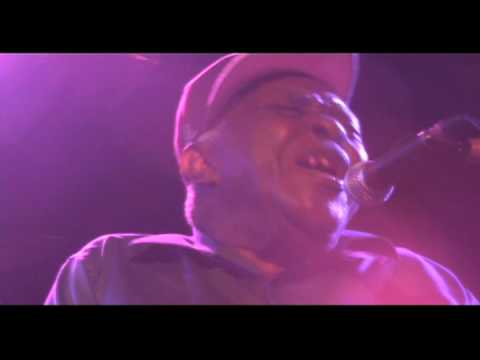 CeDell Davis: Live: Deep Blues Festival III: Summer '09: Baby, I love You So