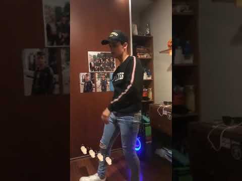 Twi5ter- Pili y July bailando(1)