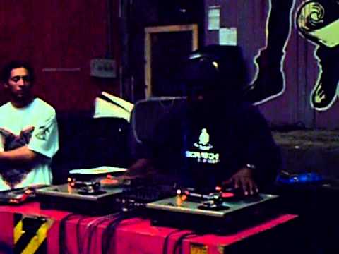 Grand Wizzard Theodore Taller Scratch - Hip Hop al Parque 2011 Parte 2