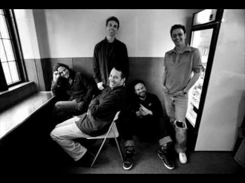 Pearl Jam - Supersonic + lyrics