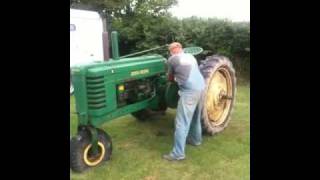 Seasick Steve - 1941 Model B John Deere