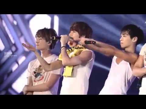 [12.07.21] Jongtae's cute moment (ending) @ SHINee WORLDⅡin Seoul  (ㅎㅅㅎ & ^^;;)