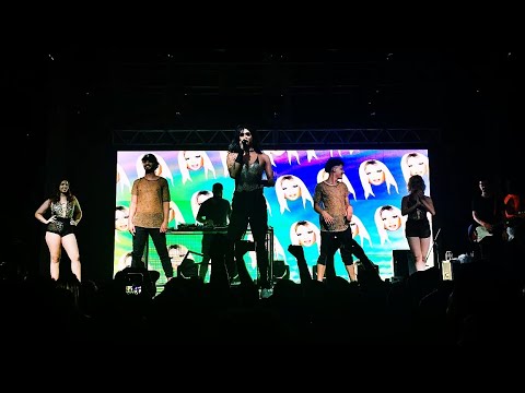 Lia Clark - Tipo de Garota (Festa da Pabllo)