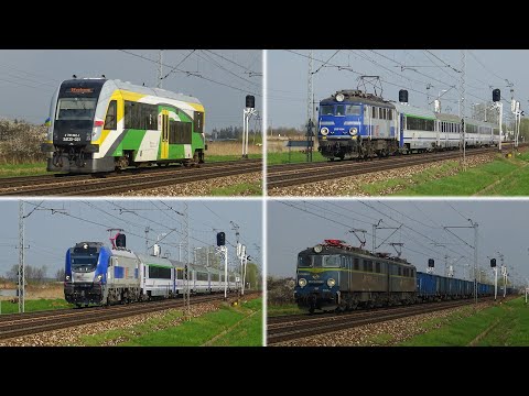 Pociągi na Linii Kolejowej nr 2 w miejscowości Dębe Wielkie