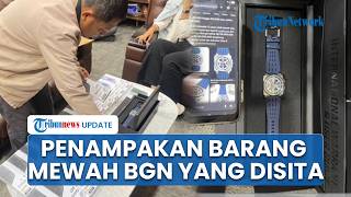 Penampakan Berdus dus Handphone hingga Jam Tangan dalam Penggeldahan Kejagung di Kantor BGN
