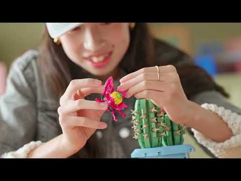 Конструктор LEGO Botanicals Цвітіння кактуса (11509)