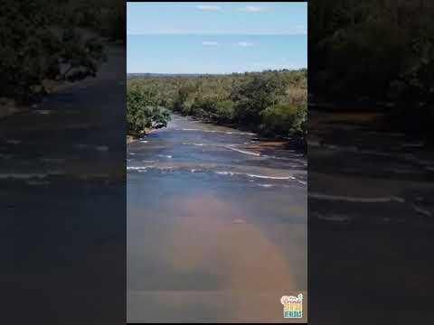 Rio Piratinga, no val do jipe Formoso Mg