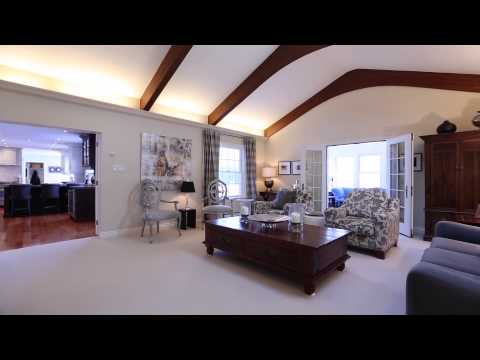 SOLD |  1335 Cambridge Drive, Oakville $1,899,000 - Listed by SAUNDERS, SAXTON & WINTER