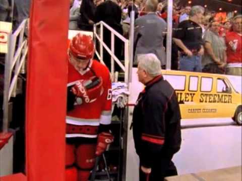 Detroit Red Wings vs. Carolina Hurricanes-2002 Stanley Cup Finals Game #2