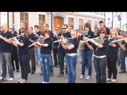 Prvomajska budnica s pihalnim orkestrom Kapele