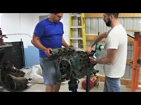 Mopar 440 Engine Build Part 14 - Reinstalling the Cylinder Heads