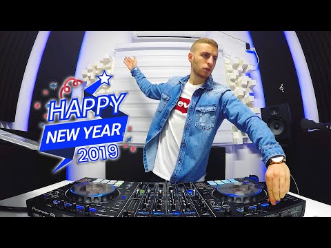 MASH IT LIVE #1 (Happy New Year 2019 Mashup Pack Live Mix)