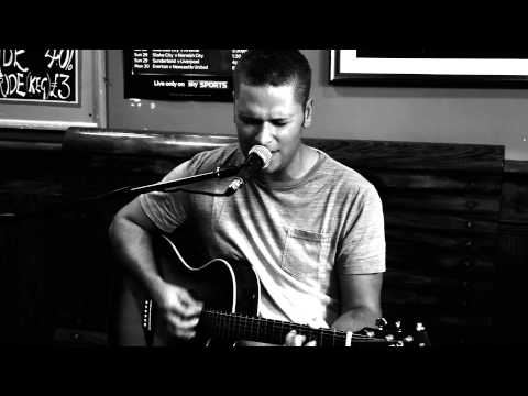 I Ran (So Far Away) - A Flock of Seagulls. Live Acoustic Cover by Ollie Stephens