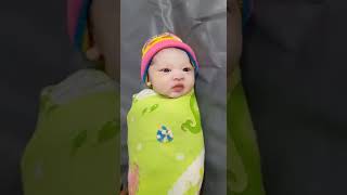 Download lagu Bayi baru lahir lucu bisa ngeledek bapaknya mp3 Download lagu Bayi baru lahir lucu bisa ngeledek bapaknya mp3