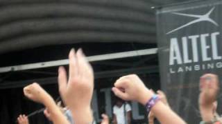 Breathe Carolina LIVE - I&#39;m The Type Of Person To Take Things Personal (2010)