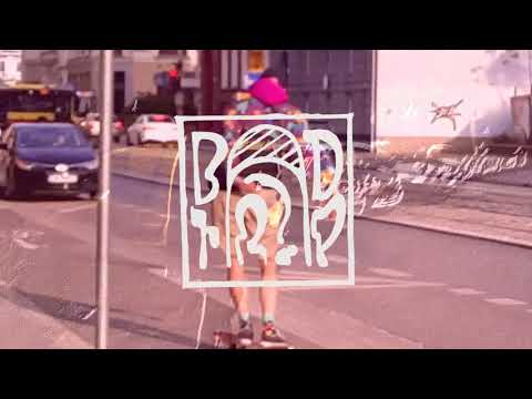 MOONBOY - WSZYSCY ARTYSCI TO PROSTYTUTKI