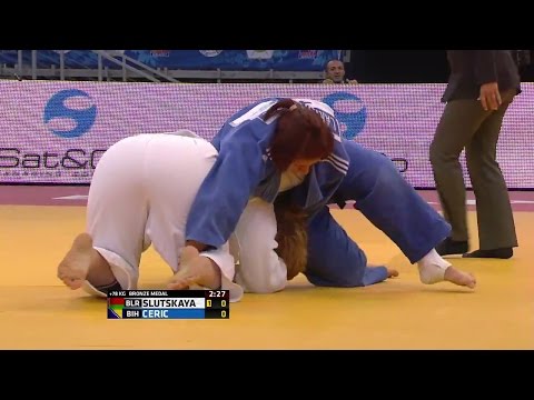 female judo choke 3