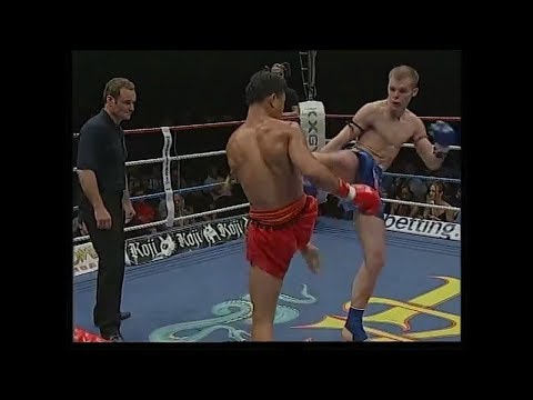 muay thai superfighter  Karuhat  sor supawan v Kieran Daniels