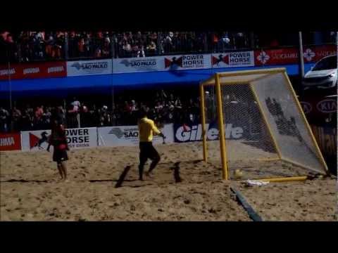 Lokomotiv 6x4 Flamengo na final do II Mundialito de futebol de areia