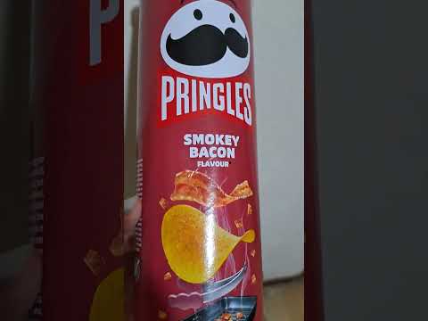 Asmr Pringles Smokey bacon #asmr #viralvideo #viral #satisfying