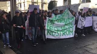 studenti-in-marcia-per-il-mancini