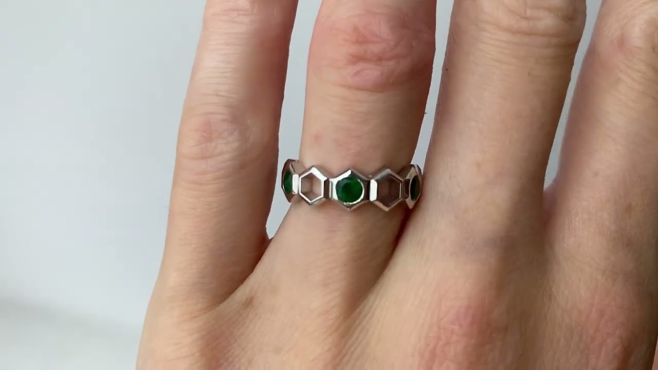 PIERRE emerald ring