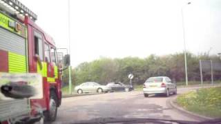 preview picture of video 'Suffolk Fire And Rescue Service - Bury St Edmunds - Leaving Sudbury Suffolk 2 of 2'