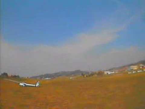 Baranza Ls4 Glider Pavullo atteraggio 02