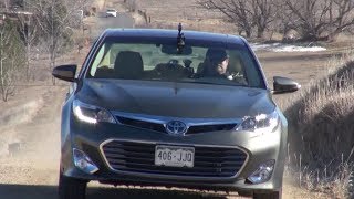 2014 Toyota Avalon Hybrid 0-60 MPH Quick Take Review