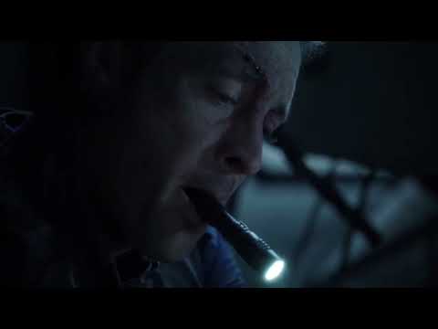 Hawaii Five-0 4x19 - searching for Danny and Steve/ Danny is hurt