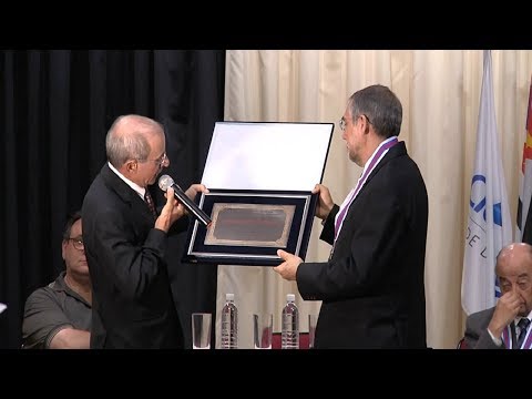 Reitores do Claretiano Centro Universitário recebem título de comendador