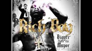 Rich Boy - Boy Looka Here+ Lyrics