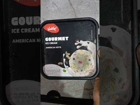 Vadilal GOURMET icecream 🍨🍦 American Nuts #icecream #trending #shorts #viral #chocolate #vadilal