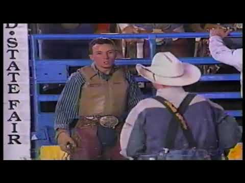 J.W. Hart vs Butterfly - 95 PBR Paso Robles (89 pts)
